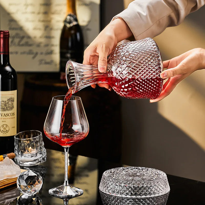 DECANTADOR DE VINHO EM CRISTAL GIRATORIO